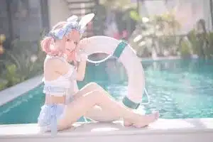 花柒Hana  夏日甜芯泳装写真
