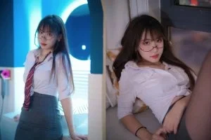 B站@青稞芋泥陶可爱 – 舰长图包+骆驼趾跳舞视频