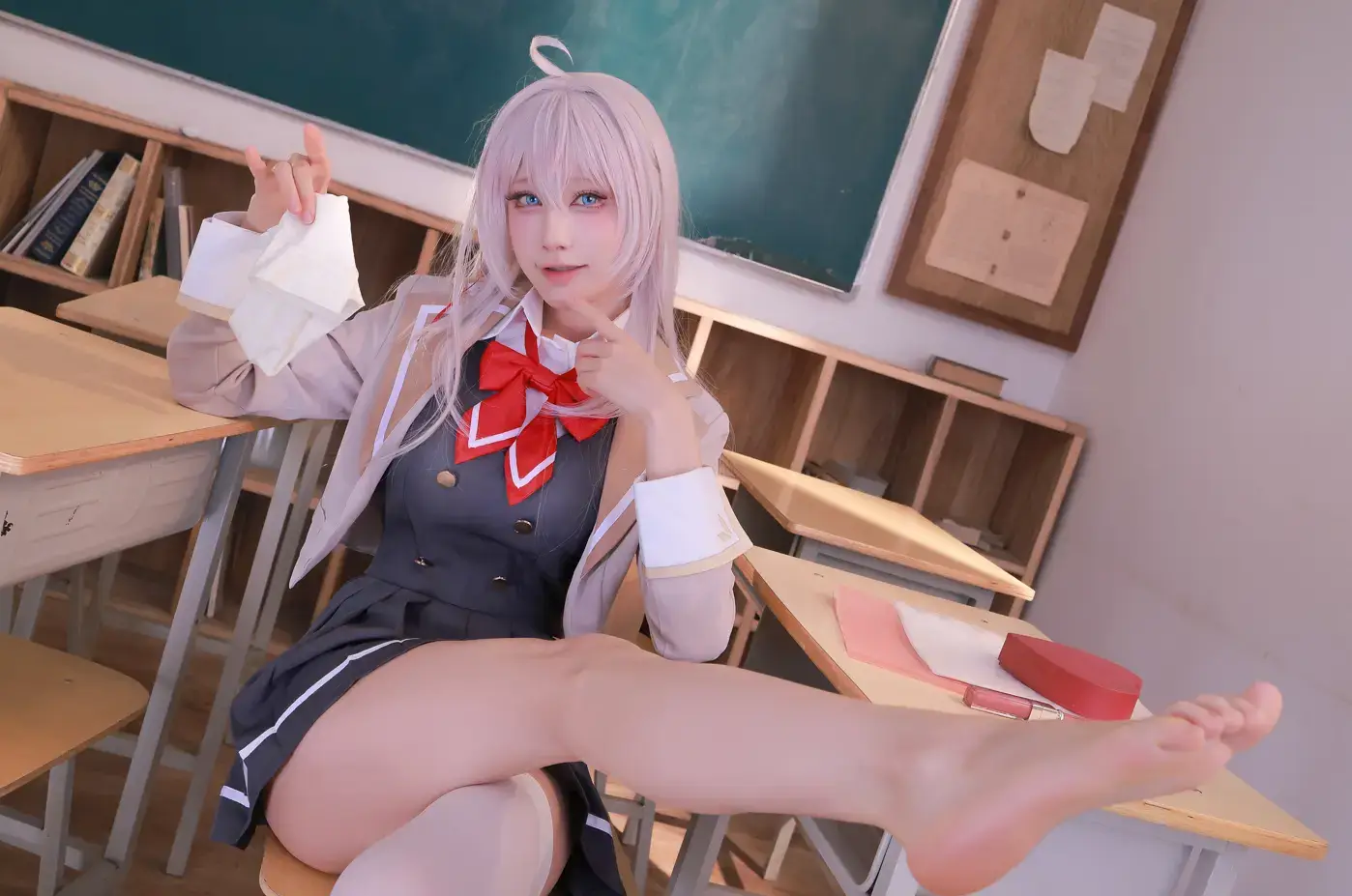 水淼Aqua – 艾莉同学